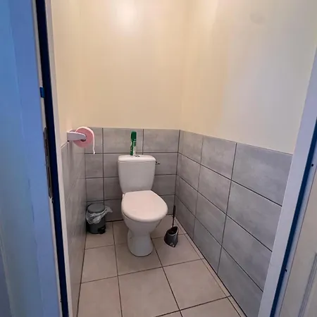 De La Foret * Les Hogues