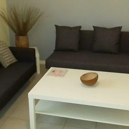 De La Foret * Les Hogues