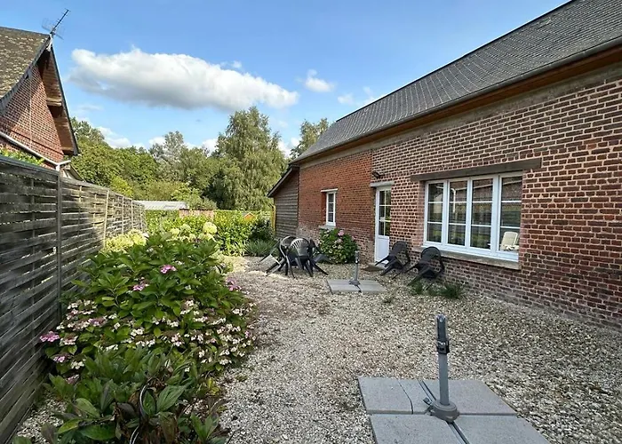 De La Foret Les Hogues