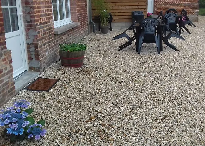 De La Foret * Les Hogues